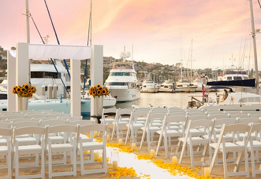 Wedding ceremony at Kona Kai Resort & Marina.