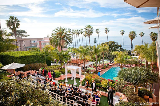 Stunning overview of wedding ceremony at La Valencia