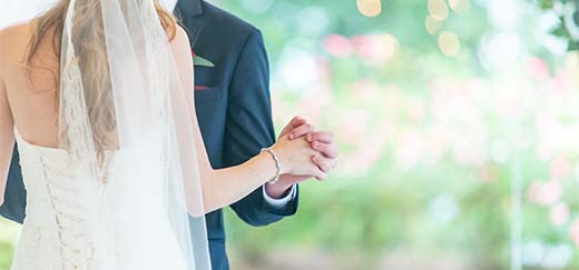 3 Tips to Help You Choose a Song for Your First Dance 1